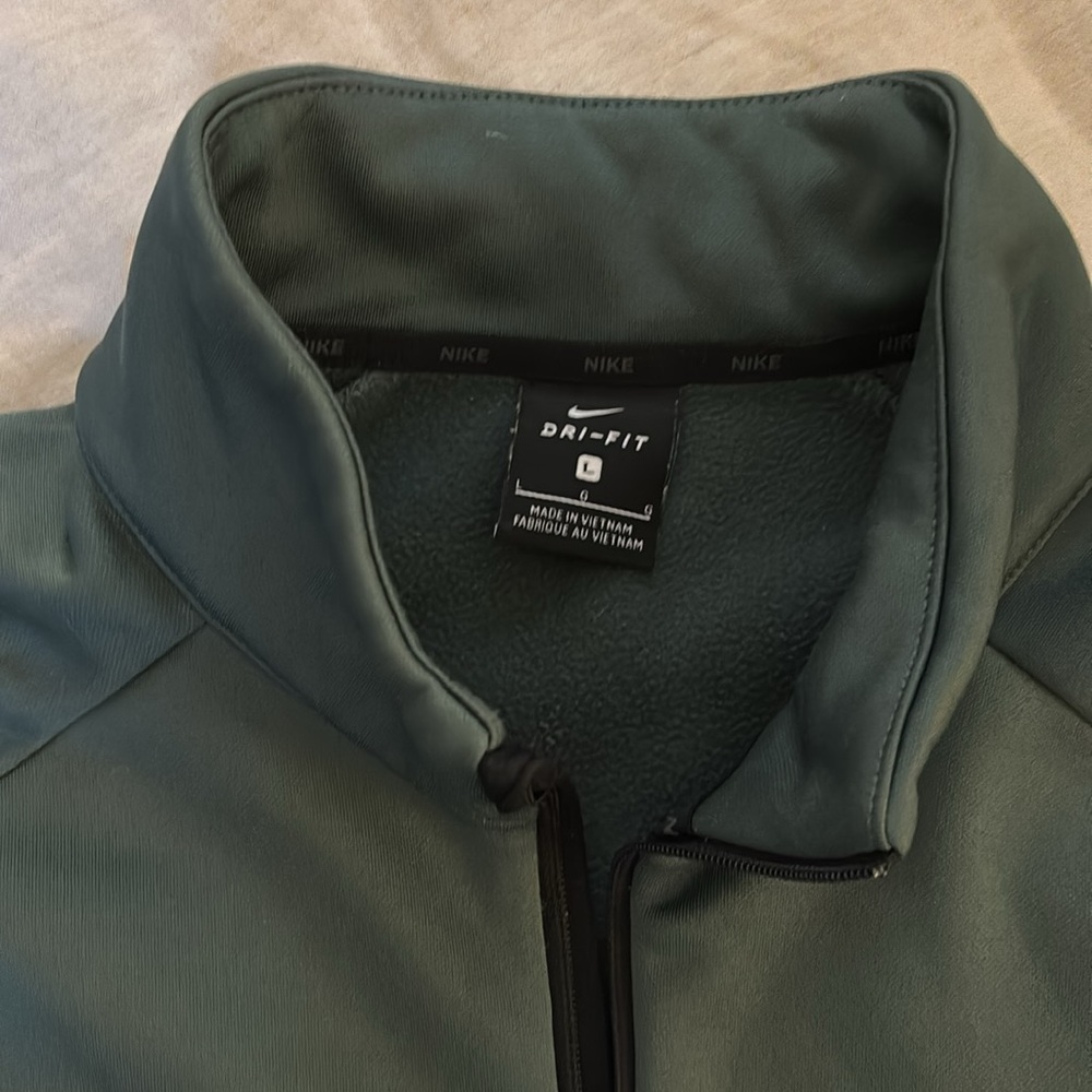 Nike pullover - Picture 2 of 2